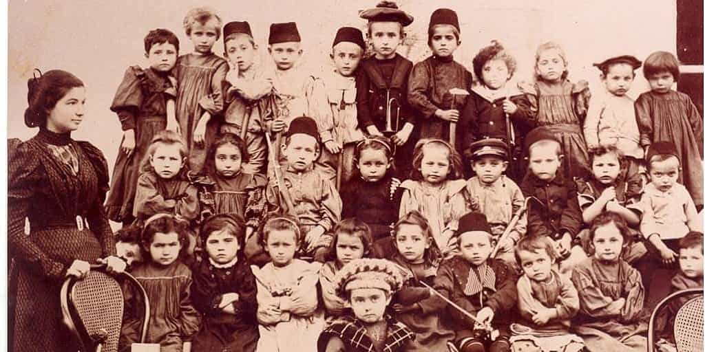 Kindergarden-in-1920s-Rishon The Fourth Aliyah of Israel 